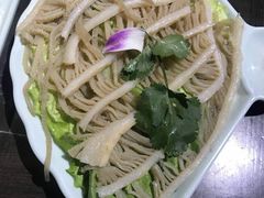 -红九格老火锅(三峡广场店)