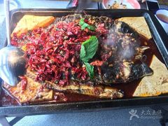 -探鱼·鲜青椒爽麻烤鱼(苏宁广场店)