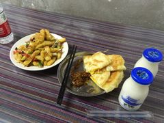 -88号小吃店·经典云南菜·地道纳西美食