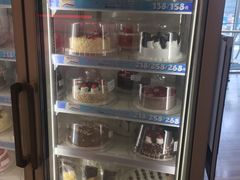 -DQ·蛋糕·冰淇淋(南开大悦城2F店)