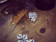 -Helens海伦司小酒馆(复旦大学店)