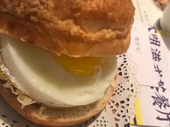 -新大咀港式茶餐厅(宝山万达店)