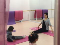 -艺彩童馨舞蹈培训学校(西湖道校区)