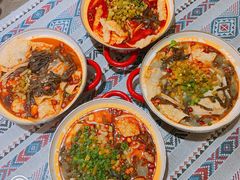 -丽丽三鲜螺蛳粉(田林路店)