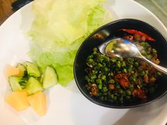 泰式香草碎肉生菜包（鸡肉）-囧人粗品·泰国街市料理(霖峰店)