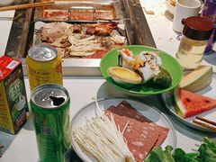 -新艺自助美食城(中山路店)