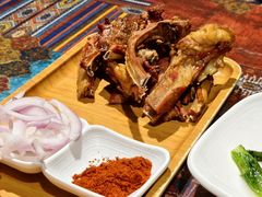 -乡村馕坑肉·烧烤·新疆菜·本地人更爱吃(阿勒泰首店)