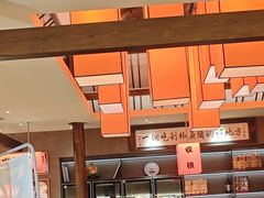 -阿瓦山寨·湘菜现炒·剁椒鱼头王(咸阳总店)