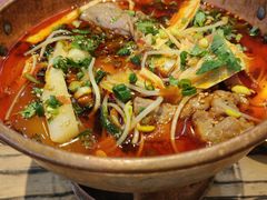 -成都你六姐·牛肉冒菜(上海环宇荟店)