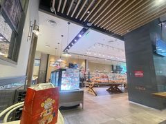 -巴黎贝甜(大宁国际商业广场店)