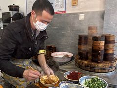 -曾笼笼牛肉饼