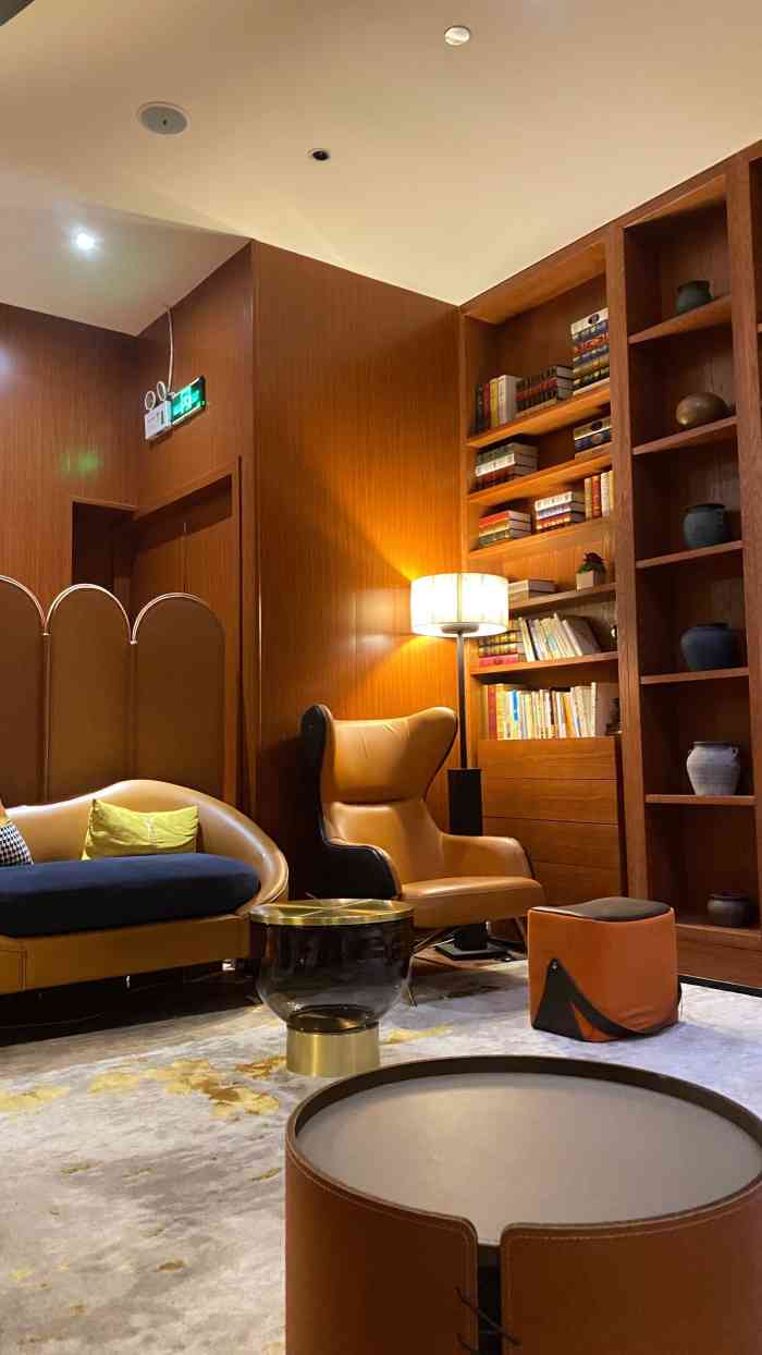 戴西spa(新闸路店)-"在网上看到他们家有不少推广,有一天我在石.