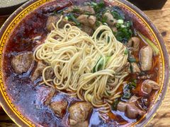 -胥佳烧鸡公牛肉面馆