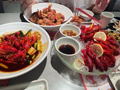 -龙巢盱眙龙虾·牛蛙·烧烤宵夜(八卦岭店)