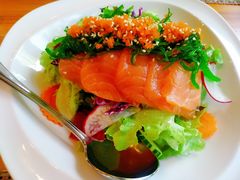 -Chom Cafe and Restaurant