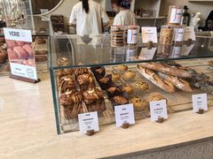 -VERIE BAKEHOUSE