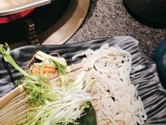 -湊湊火锅·茶憩(打浦桥日月光店)