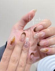 -花岐款式专研健康美甲沙龙