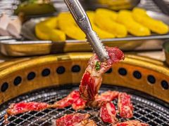 -蚂蚁洞·烤肉大营地(上海静安大悦城店)