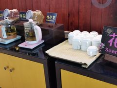 -江门新会碧桂园凤悦凤凰酒店(万达广场店)