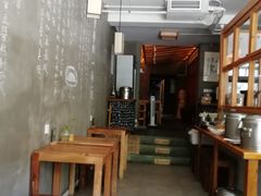 -一两饭川味素食餐厅