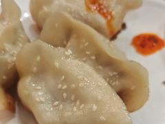 小杨锅贴-小杨生煎(白玉兰广场店)