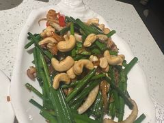 -肥仔文澳门猪骨煲(南京西路店)