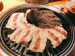 -唯成•韩国炭火烤肉 유성고기