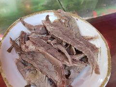 白切牛肉-金杨拉面王小吃面馆·牛三宝面·红烧牛肉粉