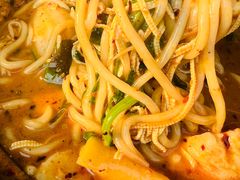 -曹宝林砂锅麻辣烫(星光路店)