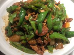 辣椒炒肉-佬肥猫(国华广场店)