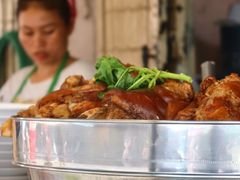 -Kha Mu Charoensang(Silom)