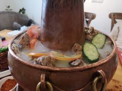 丽江腊排骨铜锅-云里小坐·小院里·团建·宴请·下午茶(三圣乡店)