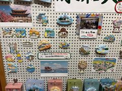 -猫的天空之城概念书店(束河店)