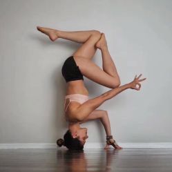 -Yvon yoga 瑜伽·精准体态管理中心