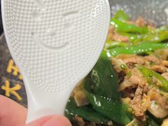 -费大厨辣椒炒肉(万家丽一店)