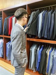 -燕心西服定制
