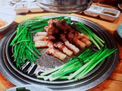 -唯成•韩国炭火烤肉 유성고기