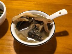 -云朵小院·石锅鱼·野生菌餐厅(蒗放店)