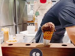 黑巧克力冰淇淋-LUNEURS月乐诗 冰淇淋咖啡(环贸店)