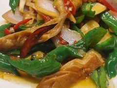 -鲁南仔·滕州炒鸡(经三路店)