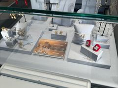 -HEFANG Jewelry何方珠宝(三里屯太古里店)