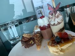 -澳门旅游塔360°旋转餐厅(南湾湖广场店)