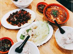 -雷祖芳老妈蹄花店