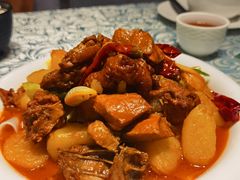 新疆大盘鸡-巴扎美食·新疆菜·西域歌舞表演餐厅(新疆大厦店)