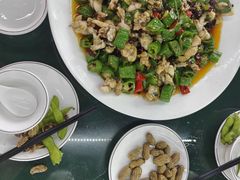 -美味海鲜大排档(明发美食地标店)