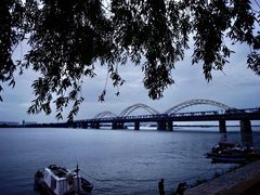 -人民防洪胜利纪念塔