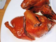 玻璃脆皮乳鸽-莲·中餐厅(成都首座万豪酒店)