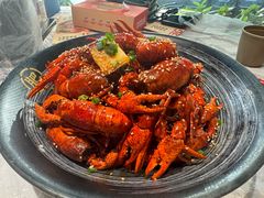 -肥肥虾庄·金牌油焖大虾(首义路店)