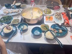 -椰子湾·海南火锅·糟粕醋·椰子鸡(正大广场店)